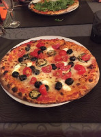 Nuova Pizzeria Marconi food