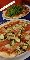 Pizzeria La Vela food