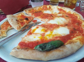 Pizzeria Porta Messina food