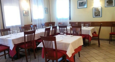 Trattoria Nuova Maleto food