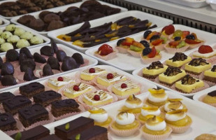 I Dolci Della Regina food