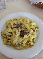 Trattoria Al Borgo Dell'arusnate food