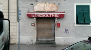 Il Prosciuttaio outside