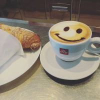 Espressamente Illy Gran food