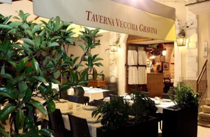 Taverna Vecchia Gravina food