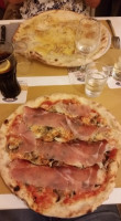 Pizzeria L' Arsenale food