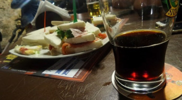 Pub I Giullari food