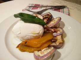 Obicà  Mozzarella Malpensa food