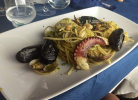 Usodimare Mino On The Beach food