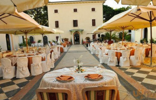 Villa Il Poggione Location food