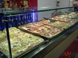 Pizza Vino Aversa food