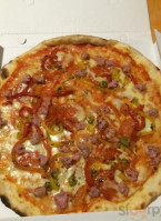 Micky Pizza food