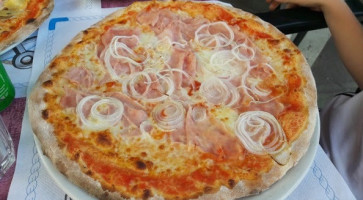 Pizzeria Alla Torre food