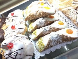 Pasticceria Il Capriccio Di Siviglia Stefania food