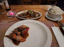 Ploythai food