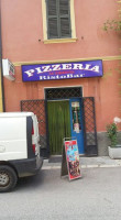 Pizzeria La Torretta outside