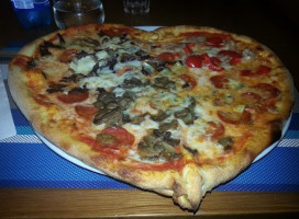 Pizzeria La Rotonda food