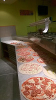 Pizzeria Mitho food