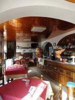 Trattoria/ Centralr inside