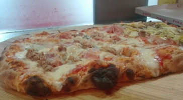 Easypizza Paratico food