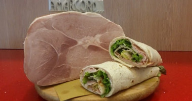 Piadineria Amarcord food