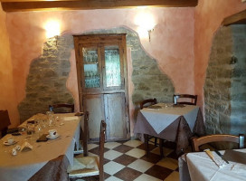 Osteria Del Trebbo food