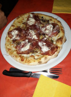 Pizzeria La Terrazza Dei Grue food