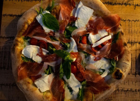 Al Vicolo Pizza E Vino Delivery food