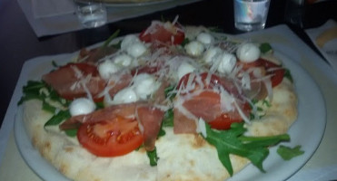 Pizza Al Taglio Grandinetti food