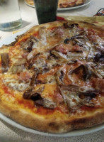 Pizzaria La Torre food