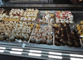 Pasticceria Gelateria Ermanno food