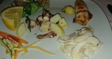 Trattoria Da Antonio food