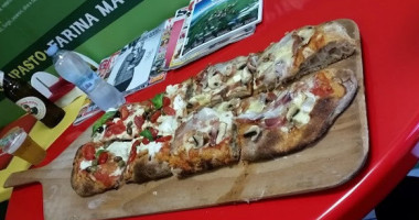 Punto Pizza Pizzeria Per Asporto food