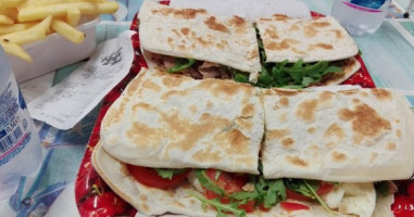 Piadineria Il Capriccio Di Gola food