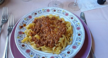 Trattoria La Bolognese food