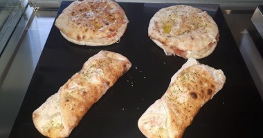Pizza Zelig food