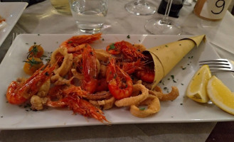 Trattoria Vistamare food