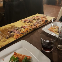 Osteria Pizzeria food