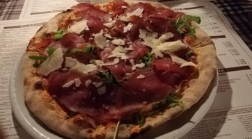 Pizzeria Benella food