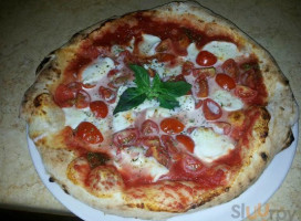 Pizzeria Manuno food