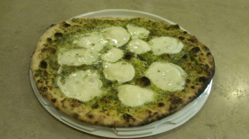 Pizzeria In Pineta food