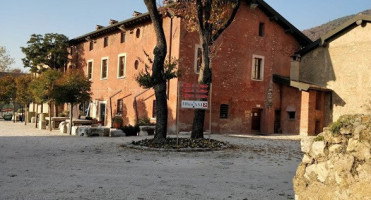 Taverna Della Mille Miglia outside