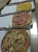 Punto Pizza food