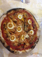 Cillenio Pizzeria E food