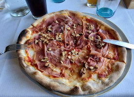 La Lanterna Pizzeria food