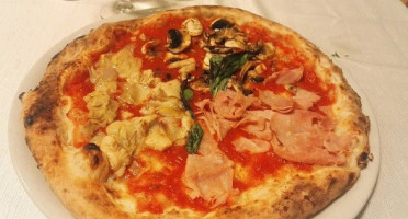 Pizzeria Paradiso food