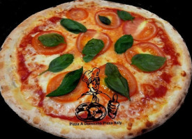 Pizza A Domicilio Pizza Italy inside