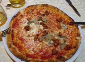 Pizzeria Da Vincenzo A Bomb food