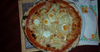 Pizzeria La Casara food