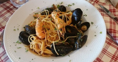 Sapore Di Mare food